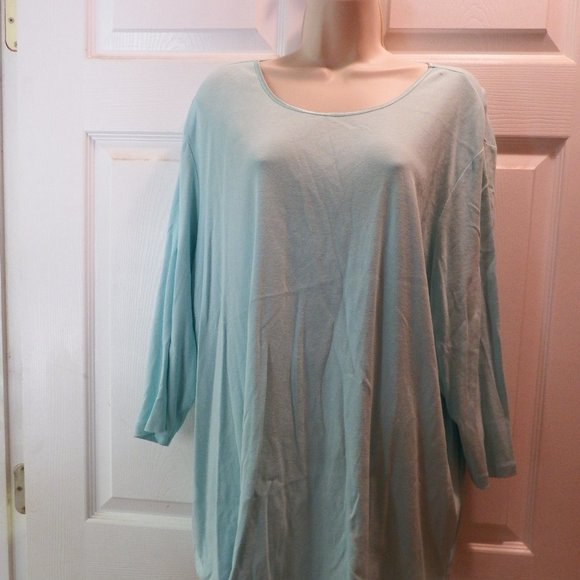 CJ Banks Women's 3/4 sleeve top with rounded neckline, Size 3X - Picture 1 of 4